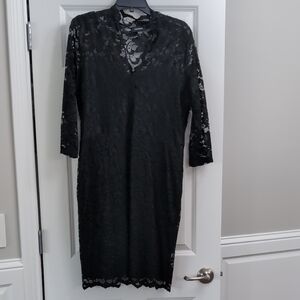 Karen Kane Scalloped Lace Cocktail Dress